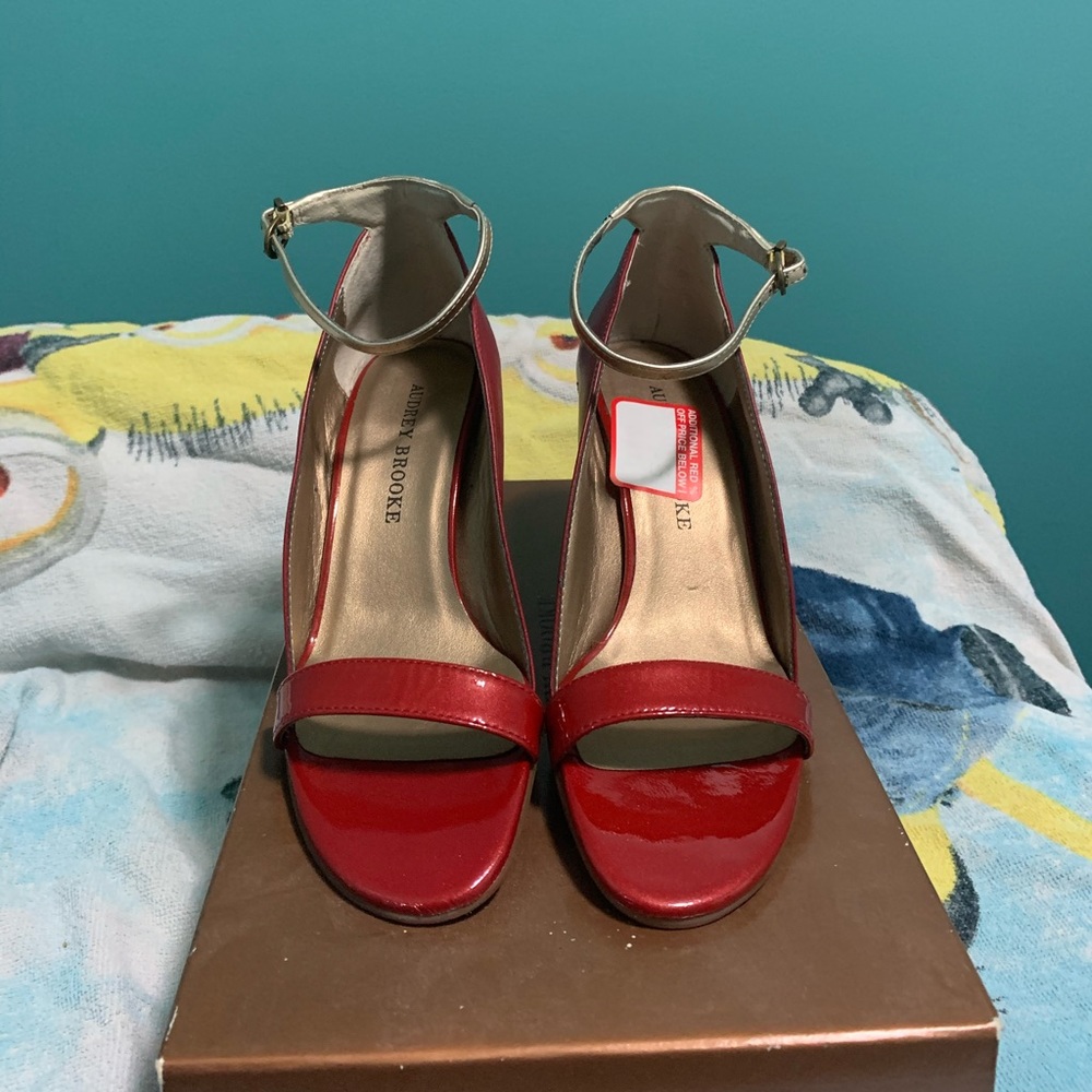 Wedge sandals